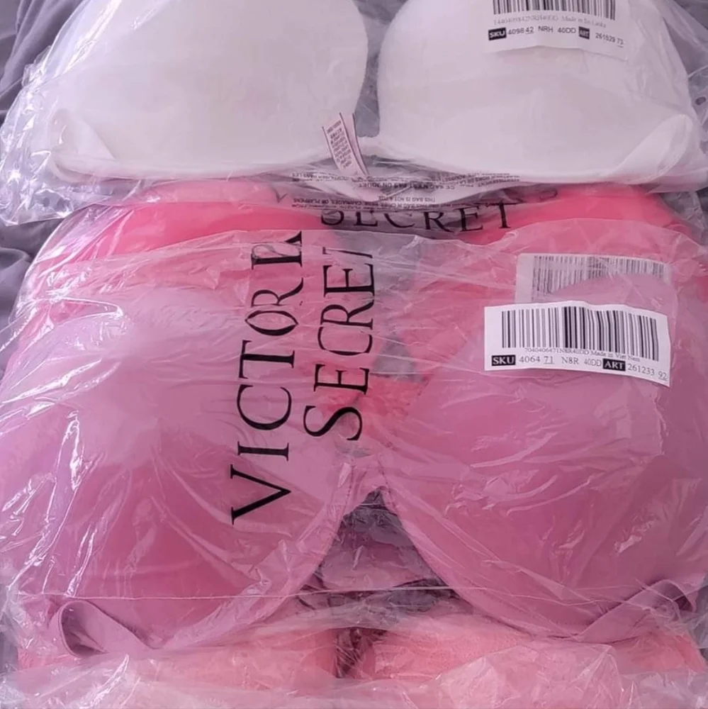 Bras - Picture 1 of 1